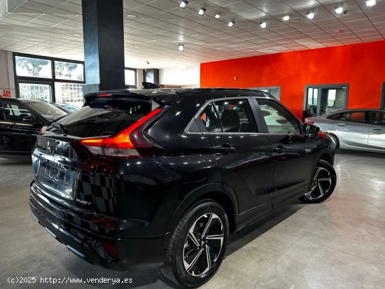 Mitsubishi Eclipse Cross 2.4 PHEV Kaiteki Auto 4WD - Madrid