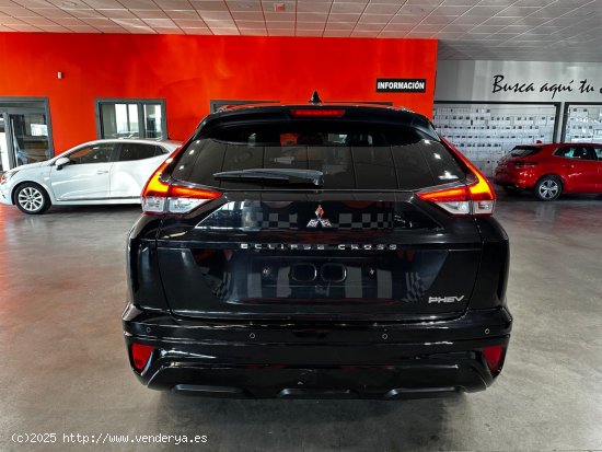 Mitsubishi Eclipse Cross 2.4 PHEV Kaiteki Auto 4WD - Madrid