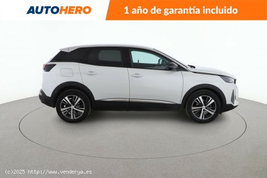 Peugeot 3008 1.2 PureTech Allure - 