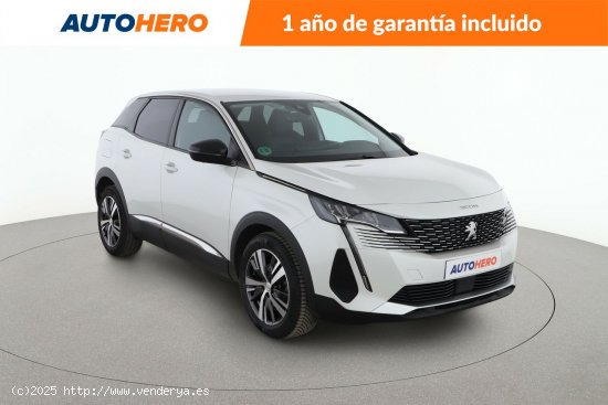 Peugeot 3008 1.2 PureTech Allure - 