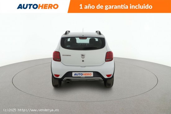 Dacia Sandero 0.9 TCe Stepway Essential - 