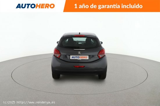 Peugeot 208 1.2 PureTech Allure - 