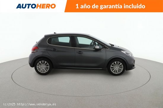 Peugeot 208 1.2 PureTech Allure - 