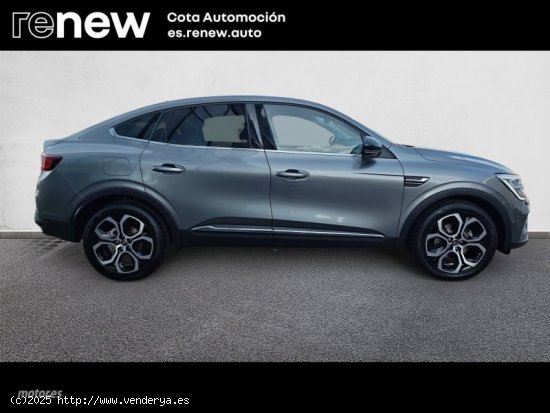 Renault Arkana ZEN E-TECH de 2021 con 78.000 Km por 22.500 EUR. en Madrid