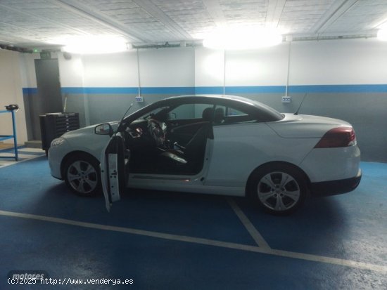 Renault Megane Descapotable de 2010 con 240.000 Km por 8.500 EUR. en Barcelona