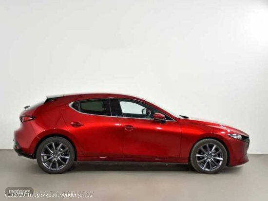 Mazda Mazda3 2.0 e-Skyactiv-X Homura Aut. 137kW de 2023 con 116.000 Km por 22.990 EUR. en Cadiz