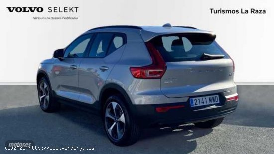 Volvo XC40 todoterreno 2.0 B3 ULTIMATE DARK AUTO 163 5P de 2024 con 1.876 Km por 42.900 EUR. en Sevi