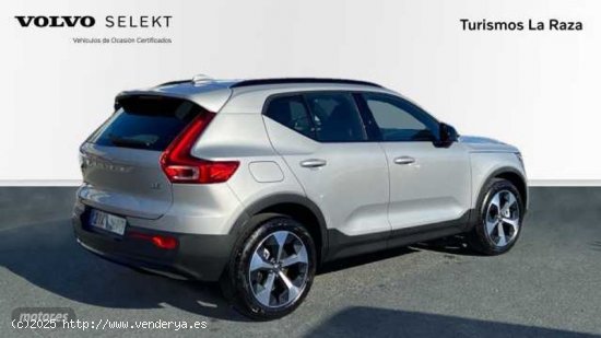 Volvo XC40 todoterreno 2.0 B3 ULTIMATE DARK AUTO 163 5P de 2024 con 1.876 Km por 42.900 EUR. en Sevi