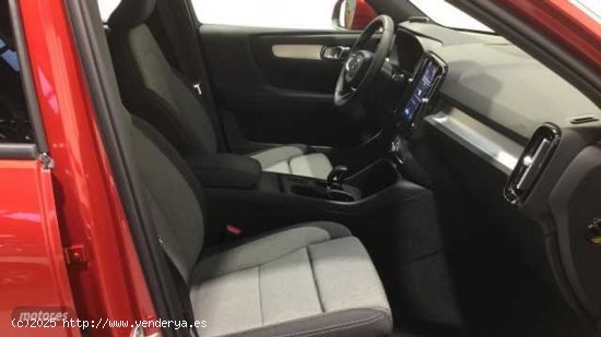 Volvo XC40 XC40 MODEL CORE de 2024 con 8 Km por 36.900 EUR. en Cantabria