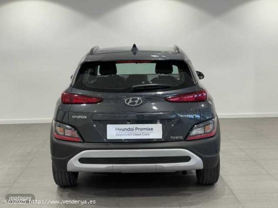 Hyundai Kona 1.6 GDI DT Maxx de 2022 con 53.000 Km por 22.500 EUR. en Barcelona