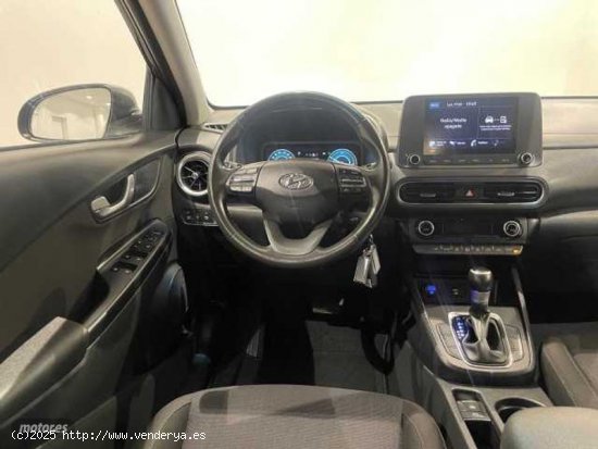 Hyundai Kona 1.6 GDI DT Maxx de 2022 con 53.000 Km por 22.500 EUR. en Barcelona