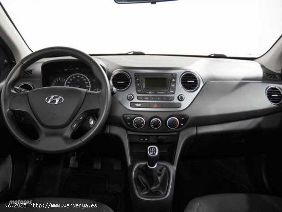 Hyundai i10 1.0 MPI Klass de 2020 con 25.900 Km por 11.490 EUR. en Cadiz