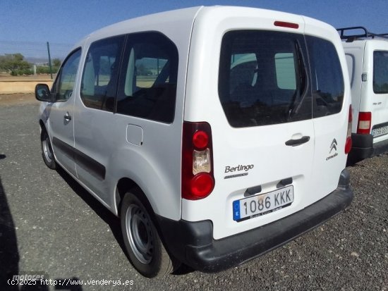 Citroen Berlingo 1.6 HDI 75 CV 5 PLAZAS. de 2018 con 256.000 Km por 10.500 EUR. en Murcia