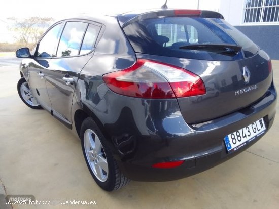 Renault Megane 1.5 DCI 105 CV. de 2009 con 226.000 Km por 5.800 EUR. en Murcia