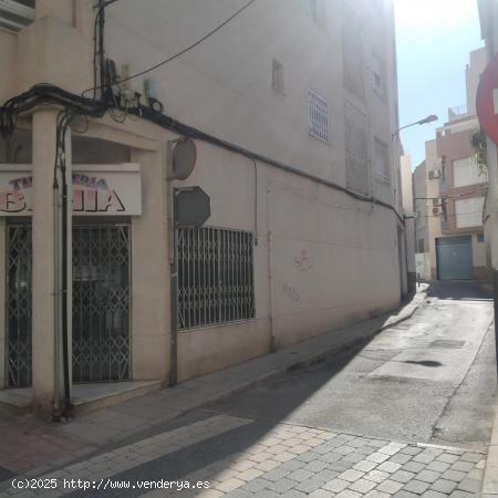 SE VENDE BAJO COMERCIAL - MURCIA