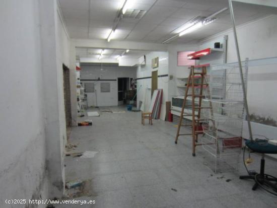 SE VENDE O ALQUILA LOCAL COMERCIAL EN VISTALEGRE, MURCIA - MURCIA