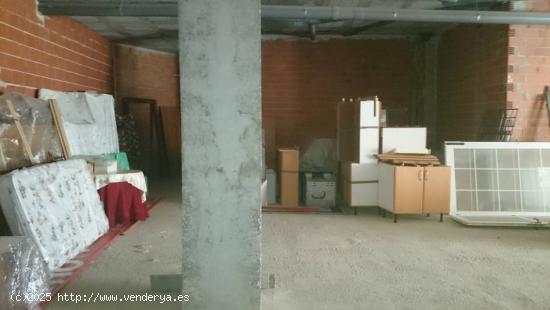 SE ALQUILA LOCAL COMERCIAL EN SANTIAGO Y ZARAICHE, MURCIA - MURCIA