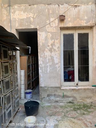 SE VENDE CASA PARA REFORMAR EN LA ÑORA, MUY CENTRICA - MURCIA