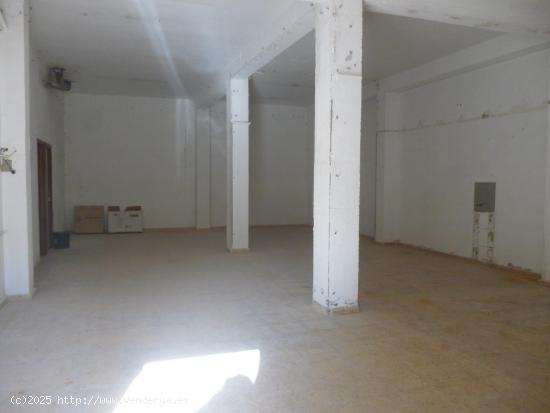 Local comercial en zona El Llombo - Ontinyent - VALENCIA