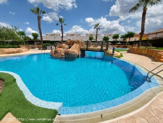 DÚPLEX EN VENTA EN URB. MIRADOR DE AGRIDULCE II, CON PISCINA COMUNITARIA. - MURCIA