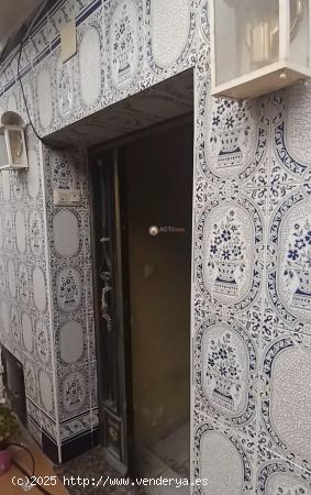 PISO EN VENTA POR LA ZONA DE LA PLAZA DE ITALIA - CACERES