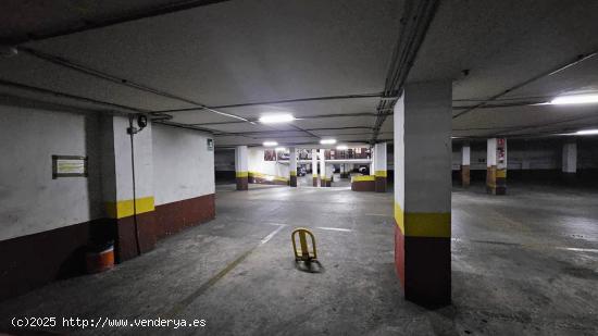 Plaza de parking junto a Plaza España, Palma - BALEARES