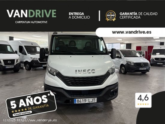 Iveco Daily 35C16 CARROZADO PAQUETERO CON PLATAFORMA ELEVADORA 2.3TD 156CV - Lugo