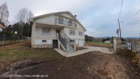  CHALET EN VENTA EN BRION - A CORUÑA 