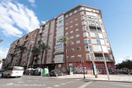 Espectacular vivienda con garaje y trastero en Alameda de San Antón - MURCIA