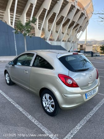 Opel Corsa 1.2 82CV - 