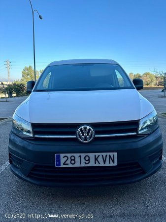 Volkswagen Caddy Profesional Furgon 2.0 TDI 55kW BMT - 