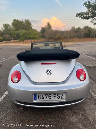 Volkswagen New Beetle 1.6 CABRIOLET - 