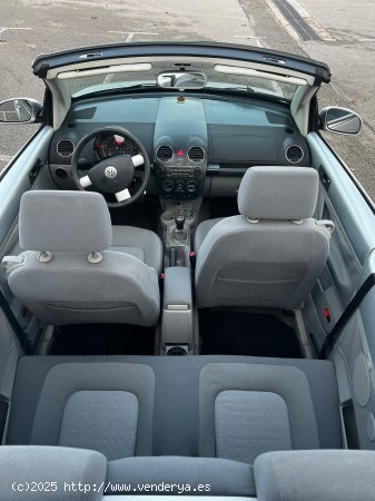 Volkswagen New Beetle 1.6 CABRIOLET - 