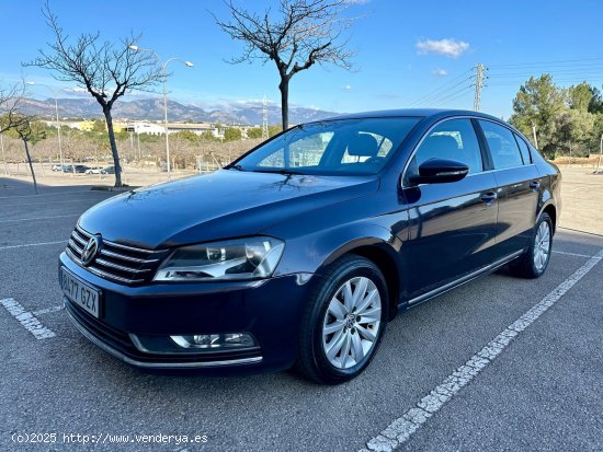  Volkswagen Passat Variant 1.6 TDI 105 Advance BMotion Tech -  