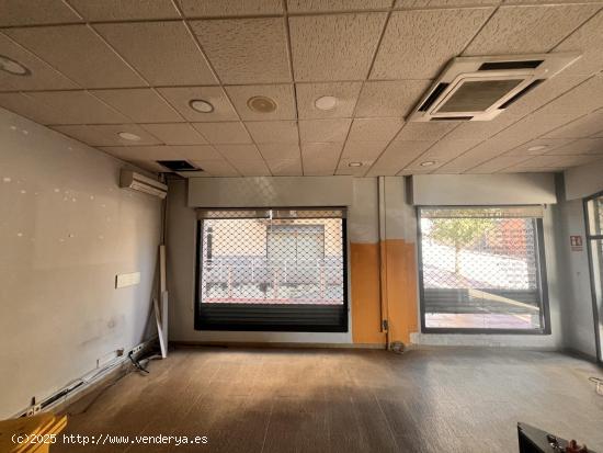 LOCAL COMERCIAL EN VENTA, EN EL CENTRO DE SENTMENAT - BARCELONA