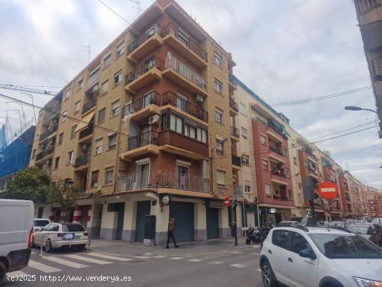  Se vende piso en San Juan Bosco, Valencia - VALENCIA 