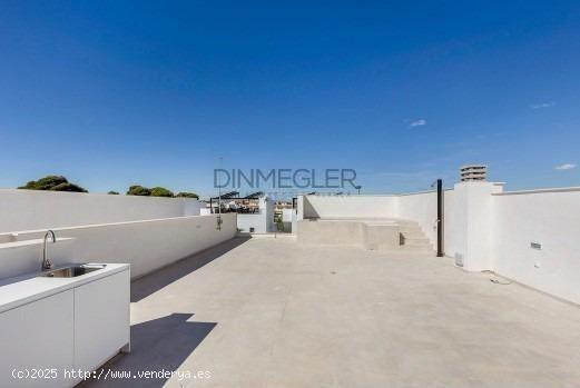 Bungalows de Obra Nueva con Piscina Privada en Santiago de la Ribera - MURCIA