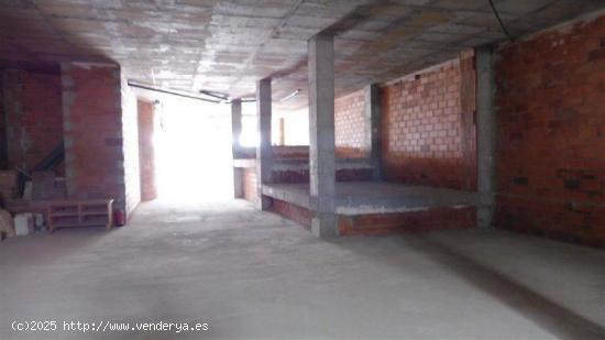 Local comercial en venta en Avda de La Libertad, Yecla - MURCIA