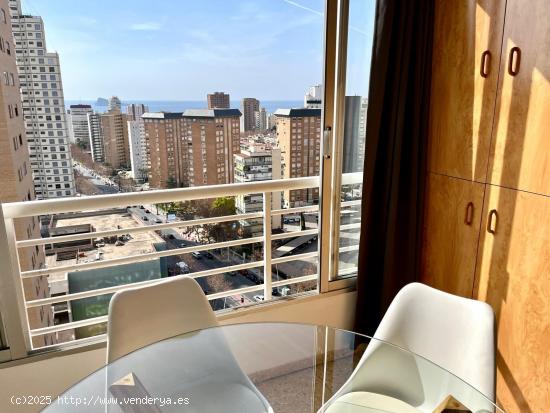  Apartamento con vistas al mar en playa levante, zona Av. Europa - ALICANTE 