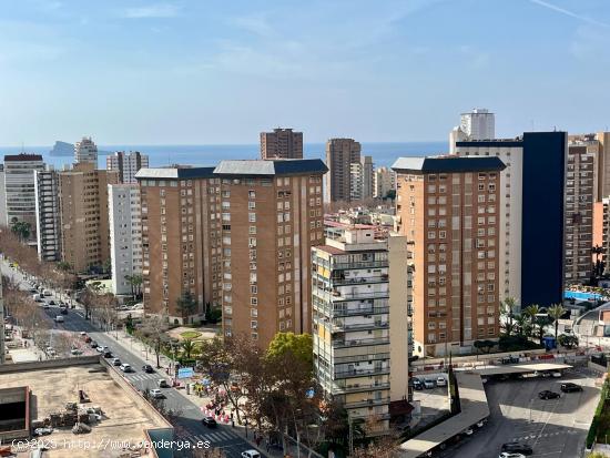 Apartamento con vistas al mar en playa levante, zona Av. Europa - ALICANTE