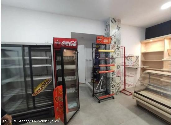 VENTA DE LOCAL COMERCIAL QUE HACE ESQUINA ZONA CAROLINAS BAJAS - ALICANTE