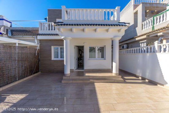 Casa en venta en Torrevieja (Alicante)