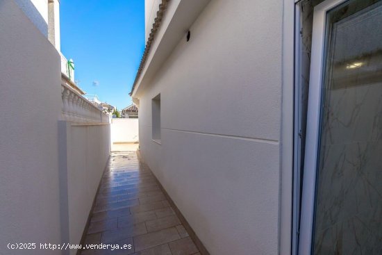 Casa en venta en Torrevieja (Alicante)