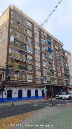 INMOHOUSE ALQUILA BONITO Y AMPLIO PISO  EN ZONA CARRETAS-EROSKI - ALBACETE