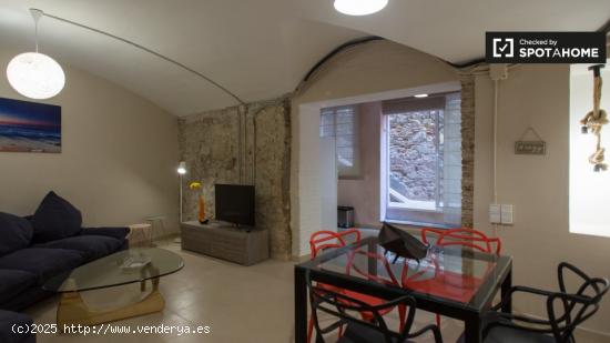 Acogedor estudio con patio en alquiler en Sants - BARCELONA