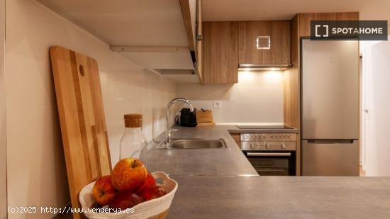 Apartamento de 2 dormitorios en alquiler en Madrid - MADRID