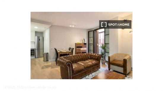 Apartamento entero de 2 dormitorios en Barcelona. - BARCELONA