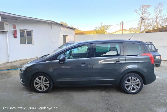 Peugeot 5008 1.6 HDI FAP ALLURE 110 - test