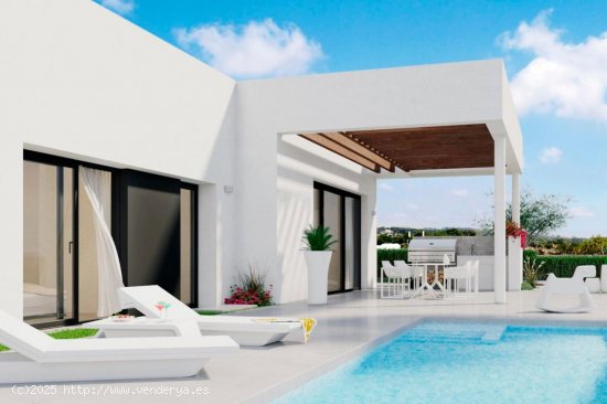 Villa en venta a estrenar en San Miguel de Salinas (Alicante)