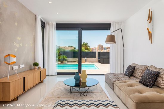 Villa en venta a estrenar en La Manga del Mar Menor (Murcia)